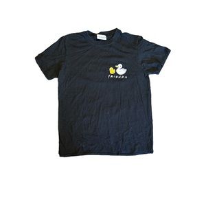Black FRIENDS t-shirt